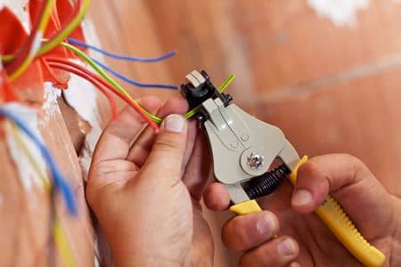 Top 7 Electrical Problems Kokomo Homeowners Should Never Ignore